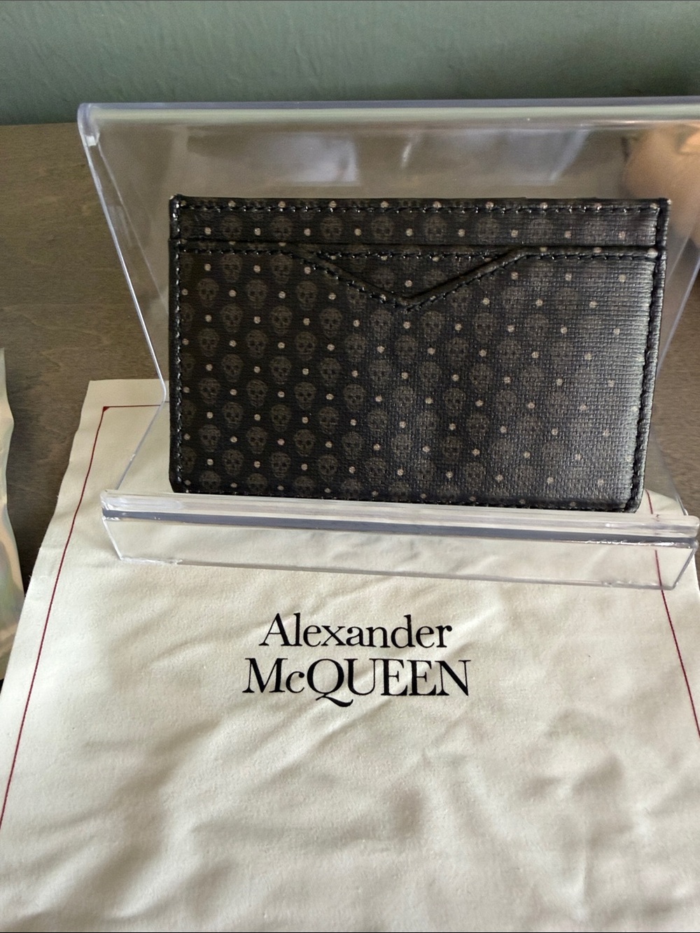 Alexander McQueen Black Skull-Print Card Sleeve